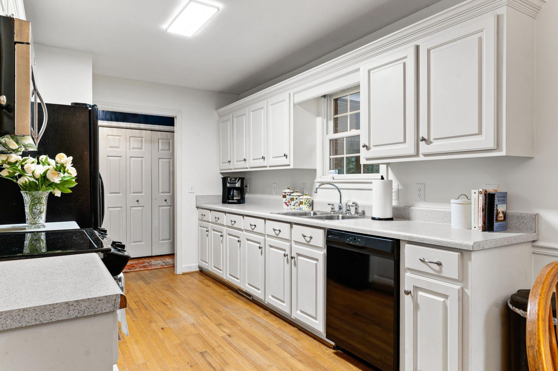 151 Sunny Plain Road Photo 10