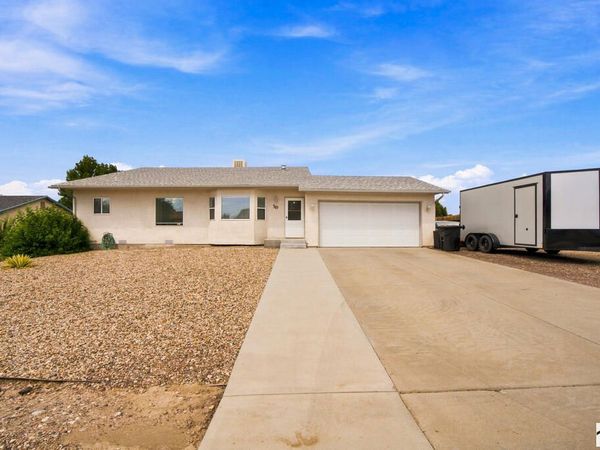 367 W Baldwyn Dr, Pueblo West, CO 81007