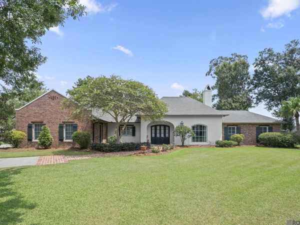 11384 Greenside Dr, Gonzales, LA 70737
