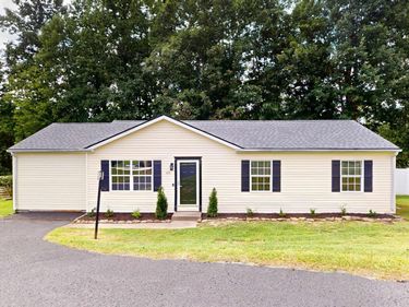 69 Woodside Drive, Bridgeport, WV 26330