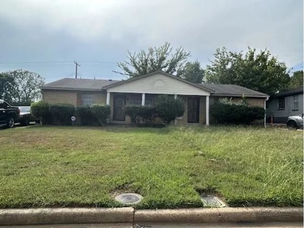 3677 HILLBROOK ST, Memphis, TN 38109