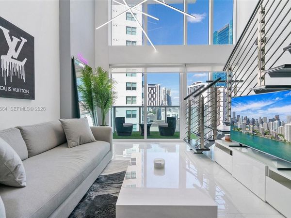 41 SE 5th St , Unit 1111, Miami, FL 33131