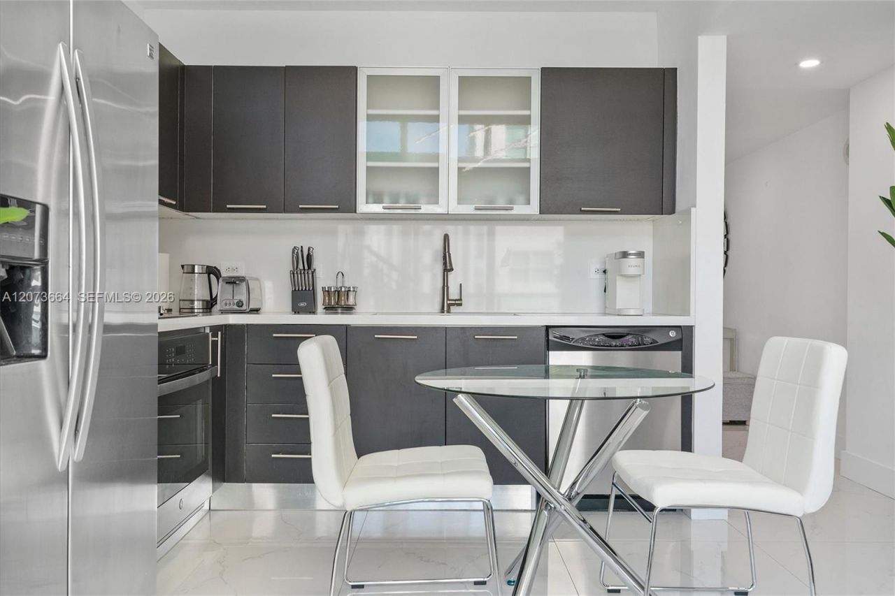 41 SE 5th St , Unit 1111, Miami, FL 33131 Photo