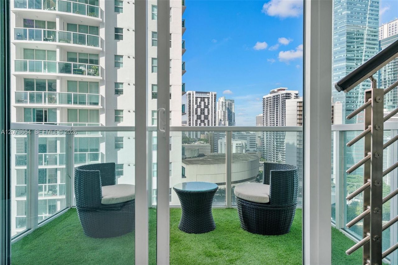 41 SE 5th St , Unit 1111, Miami, FL 33131 Photo
