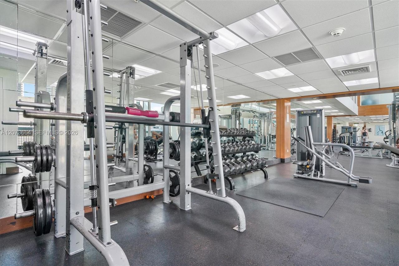 41 SE 5th St , Unit 1111, Miami, FL 33131 Photo