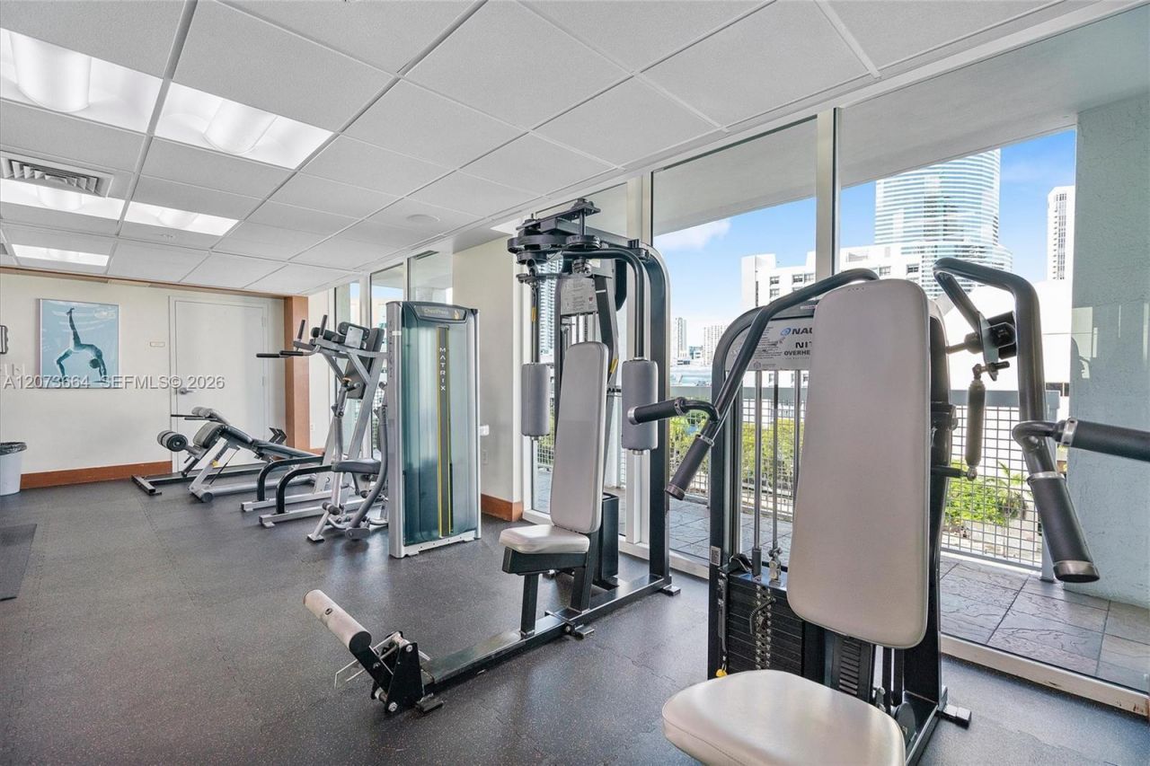 41 SE 5th St , Unit 1111, Miami, FL 33131 Photo