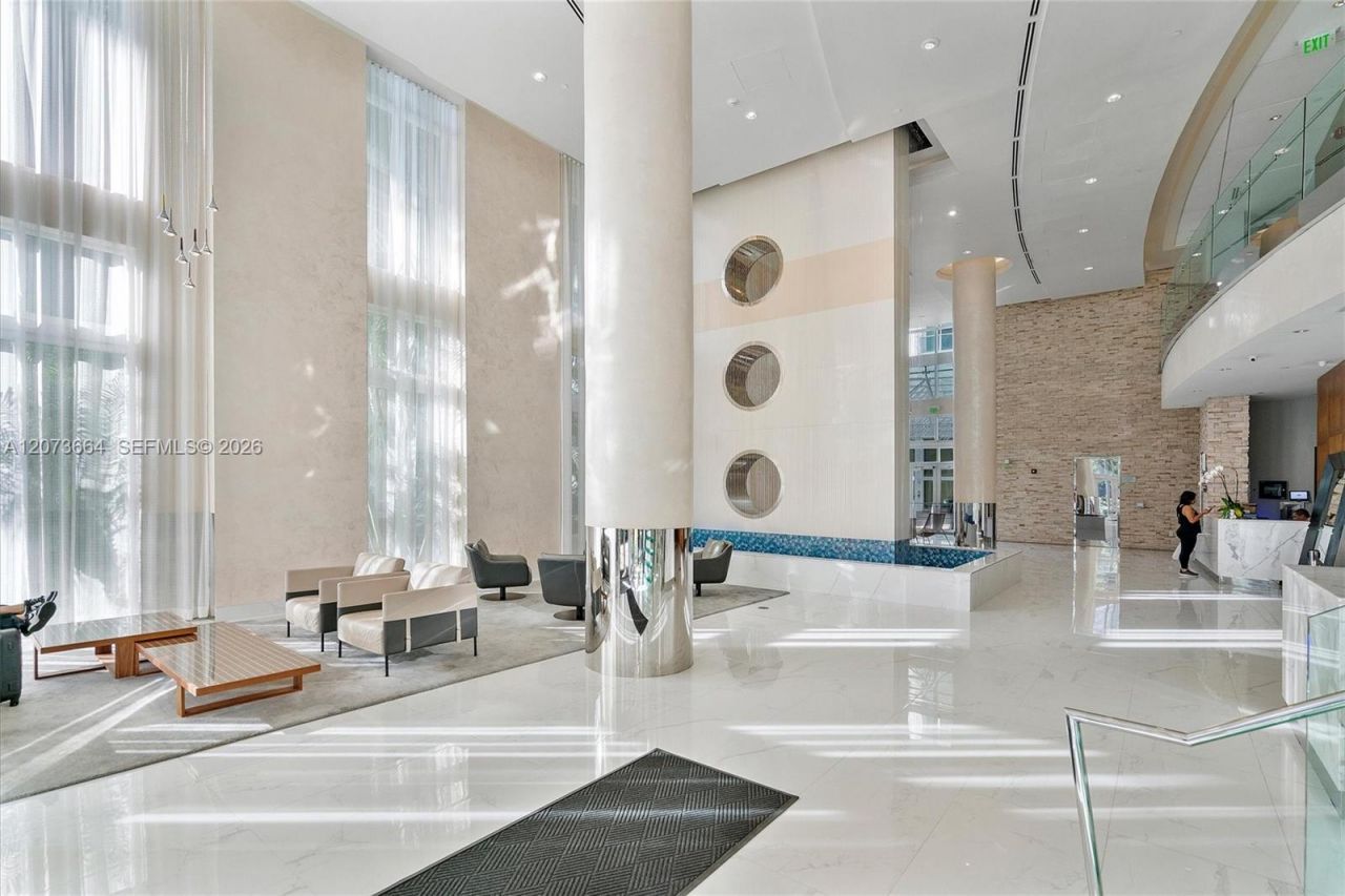 41 SE 5th St , Unit 1111, Miami, FL 33131 Photo