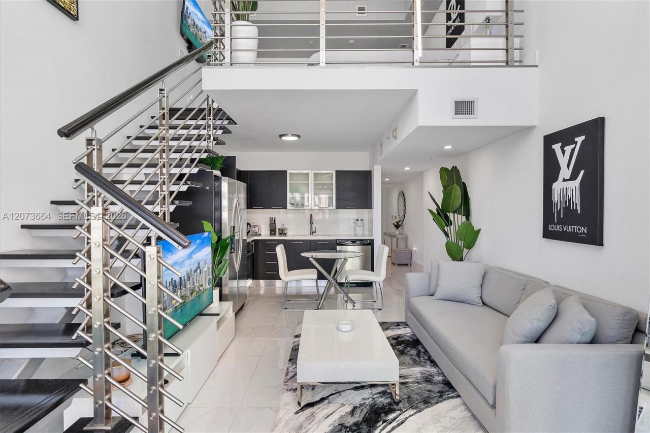 41 SE 5th St , Unit 1111, Miami, FL 33131 Photo