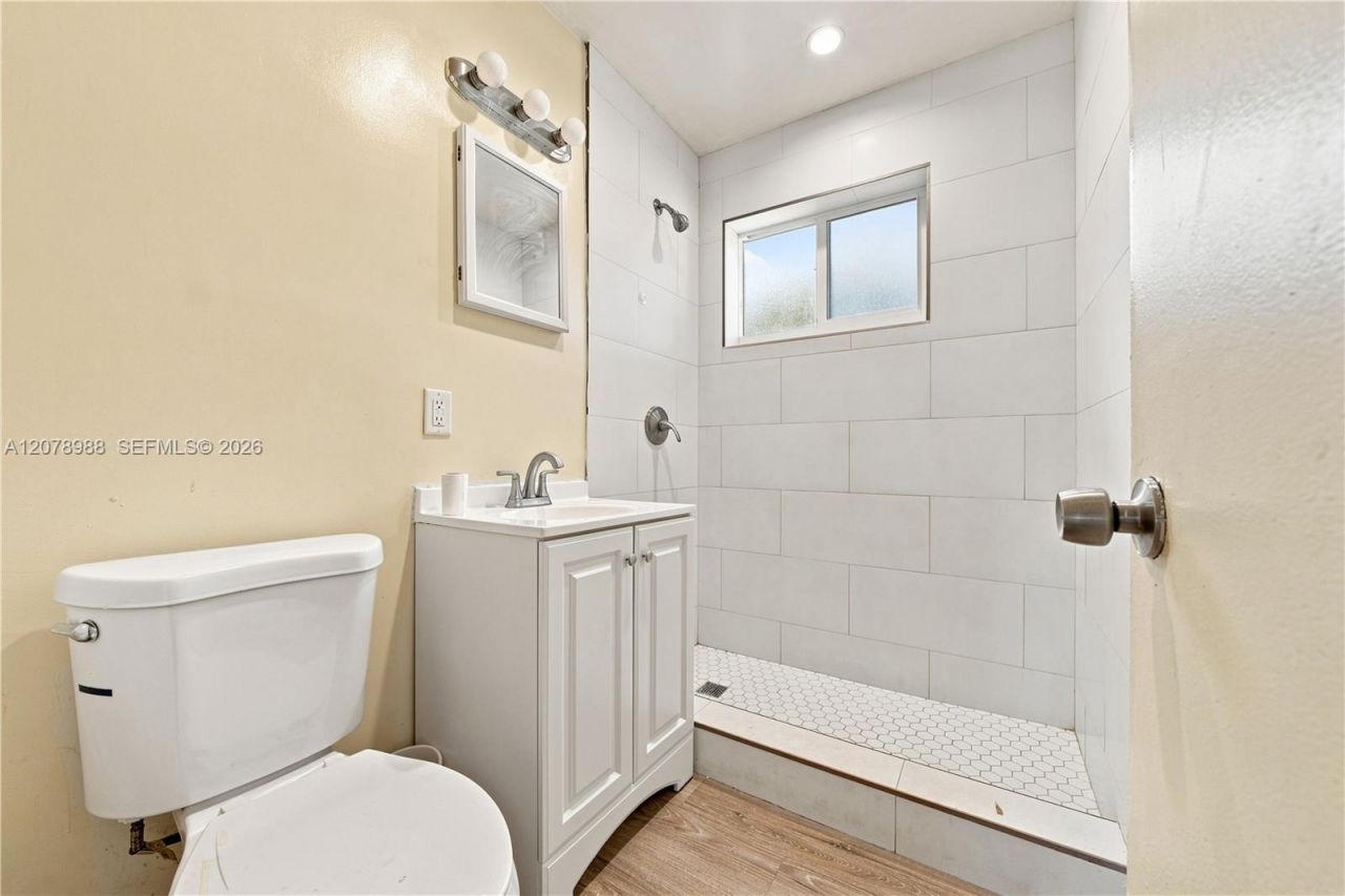 506 N 56th Ave, Hollywood, FL 33021 Photo