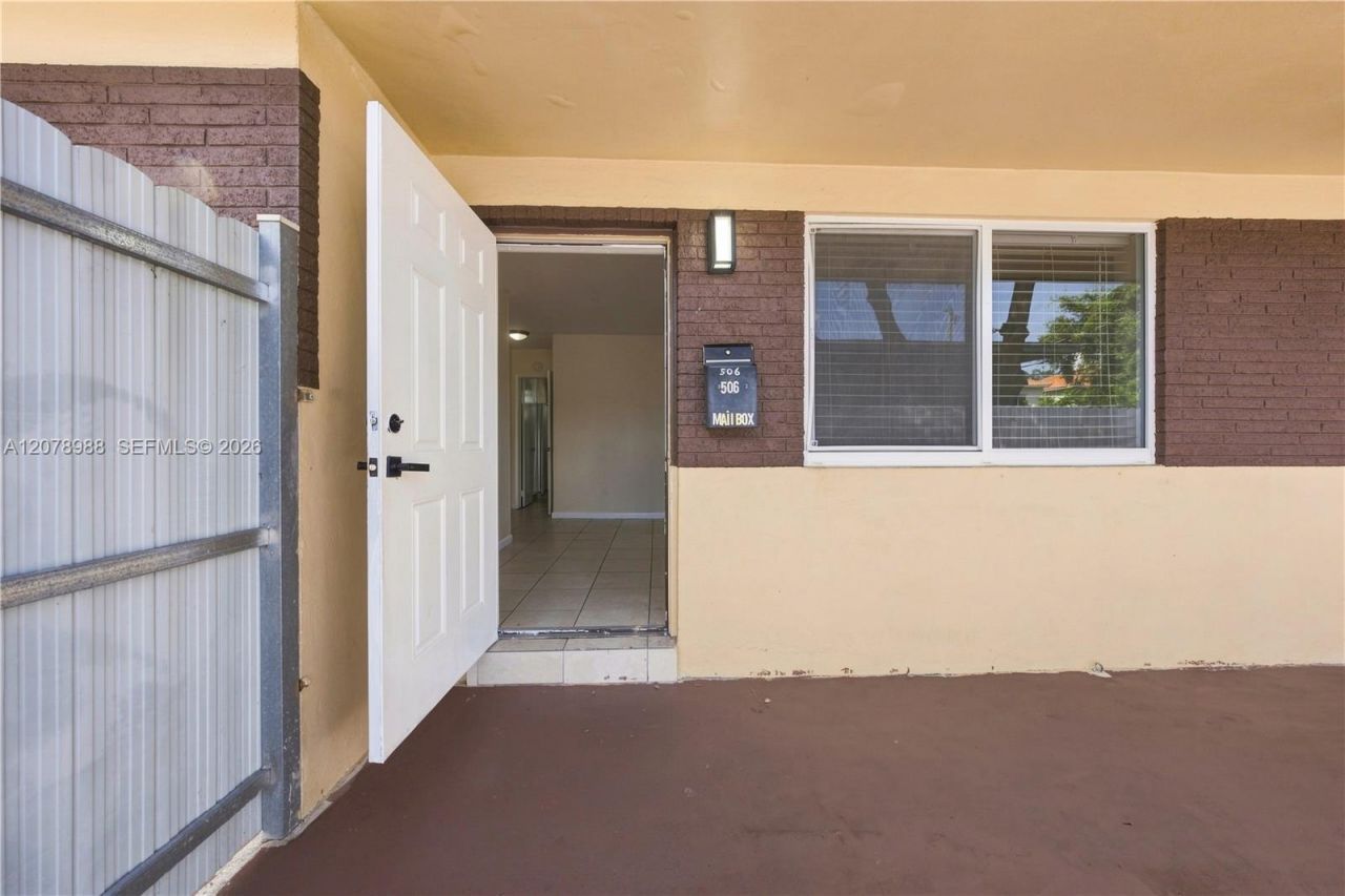 506 N 56th Ave, Hollywood, FL 33021 Photo