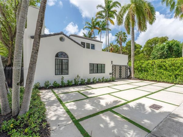 1826 Fairhaven Pl , Miami, FL 33133