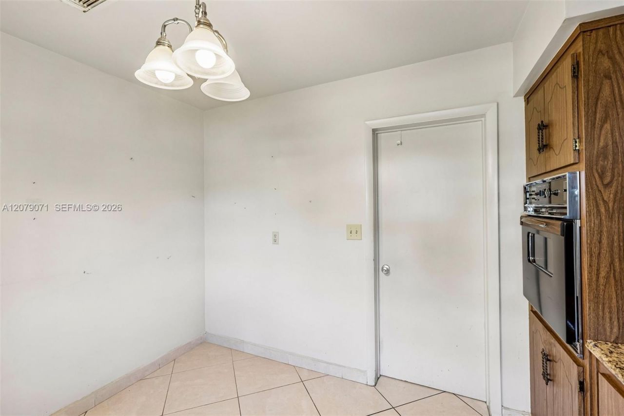 3121 Hollywood Blvd, Hollywood, FL 33021 Photo