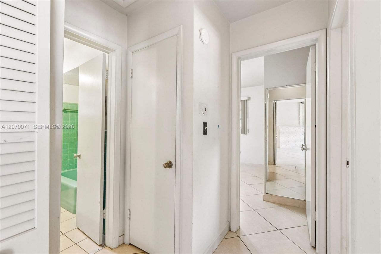 3121 Hollywood Blvd, Hollywood, FL 33021 Photo