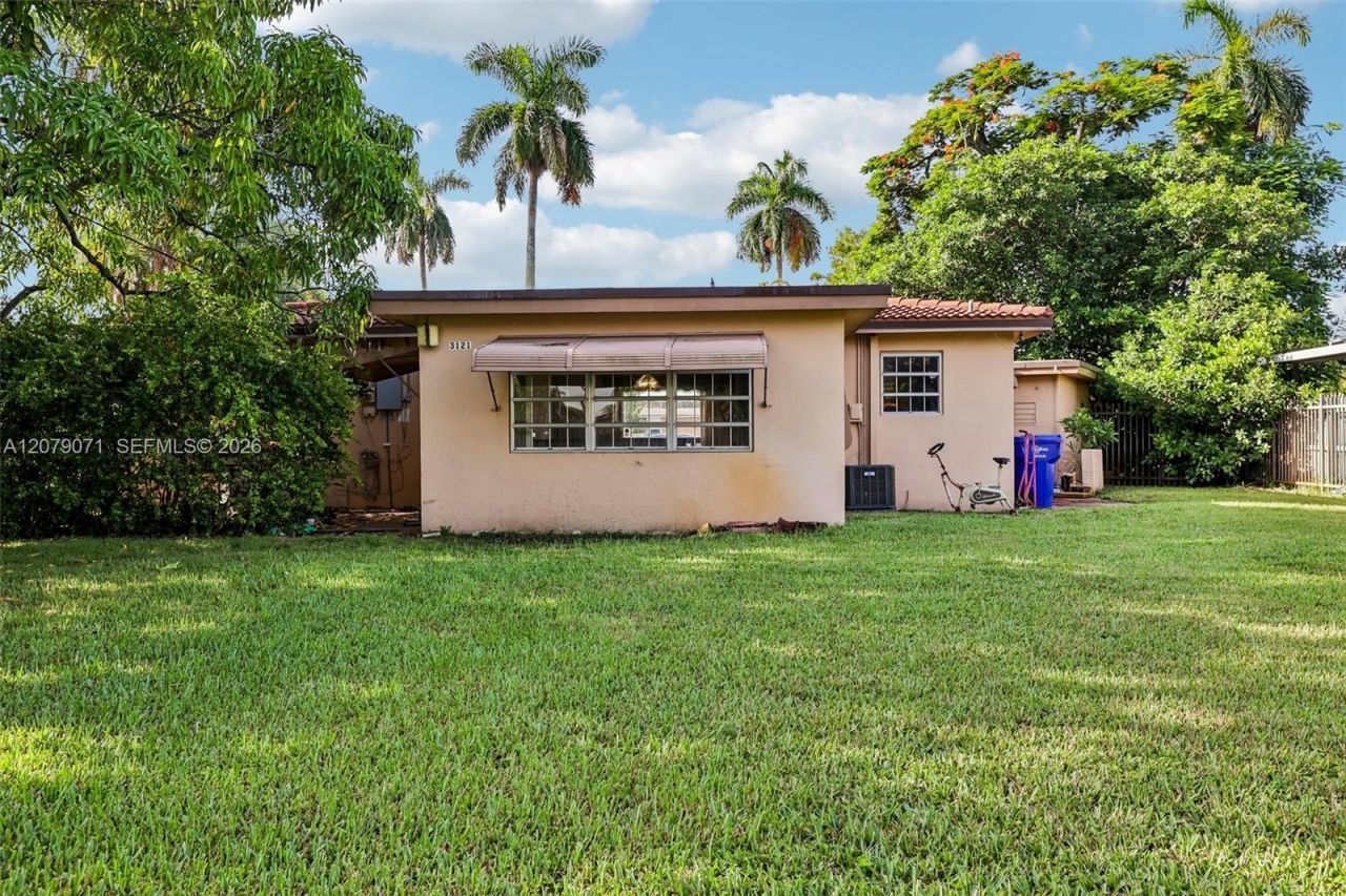 3121 Hollywood Blvd, Hollywood, FL 33021 Photo