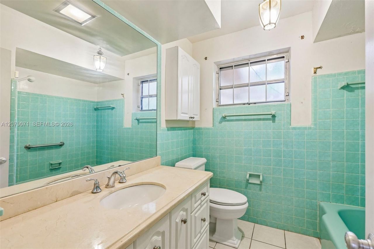 3121 Hollywood Blvd, Hollywood, FL 33021 Photo