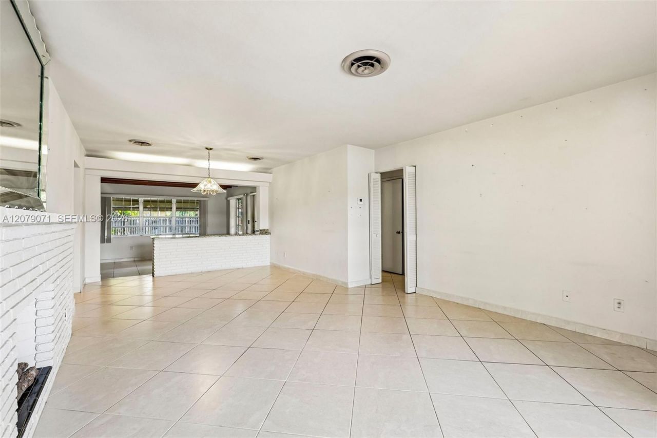 3121 Hollywood Blvd, Hollywood, FL 33021 Photo