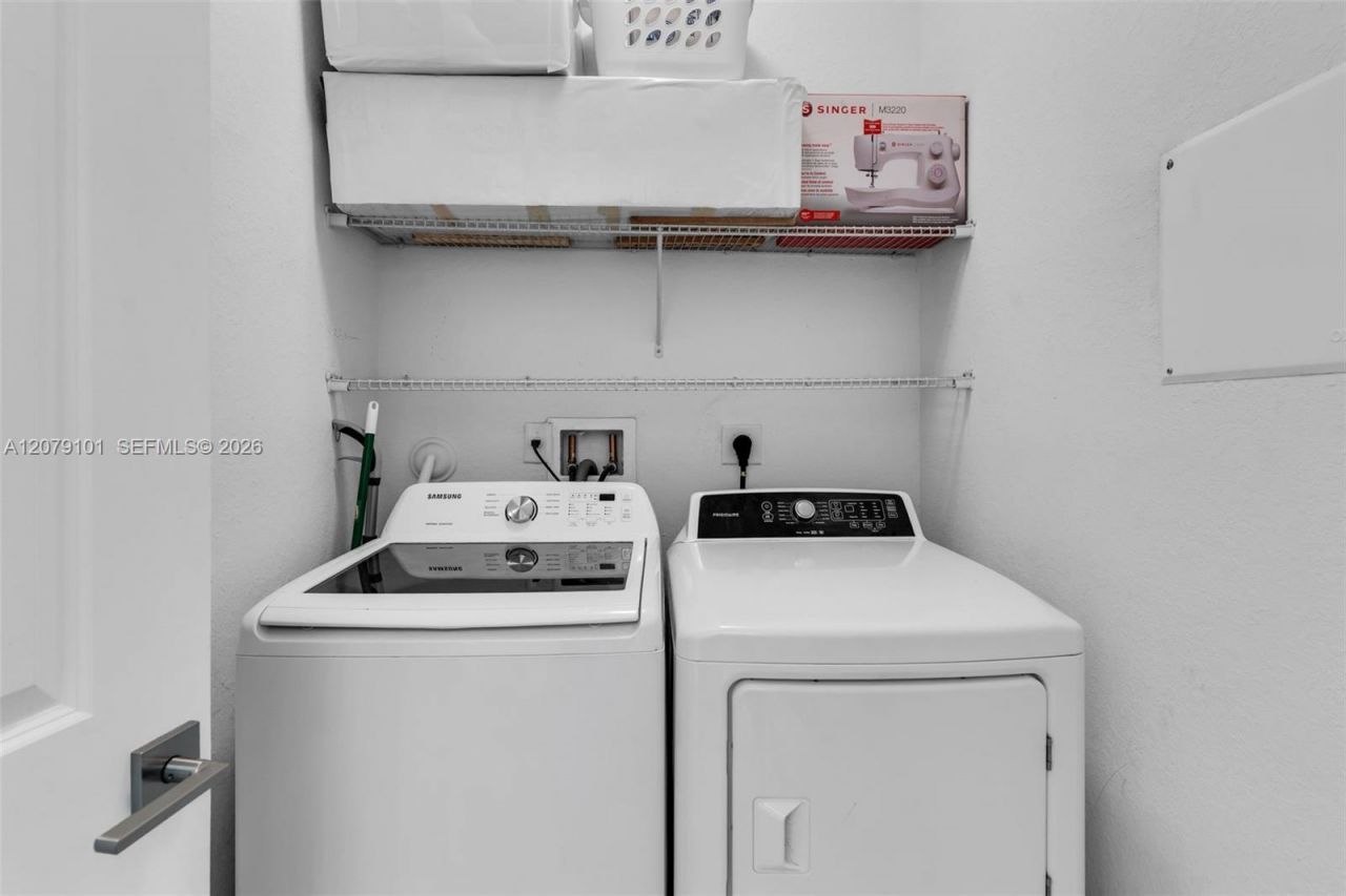 2438 SE 15 St, Homestead, FL 33035 Photo
