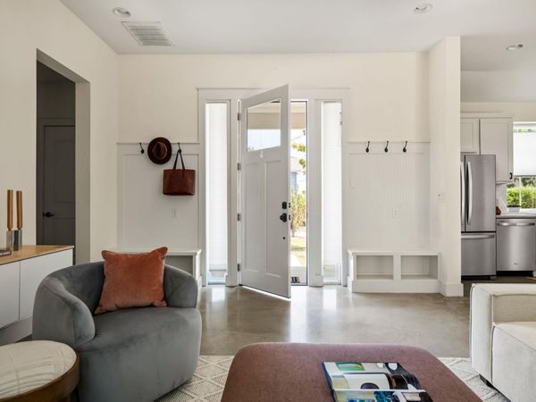 1176 Lott Ave, Austin, TX 78721