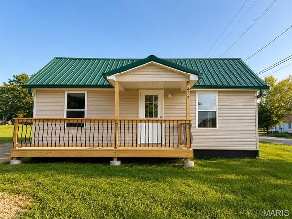 417 Taylor Street , Richland, MO 65556