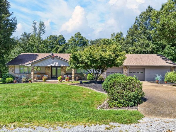 114 Morris Lane, Crossville, TN 38558