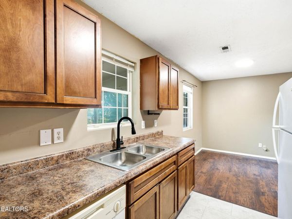 2100 Brice St, Knoxville, TN 37917