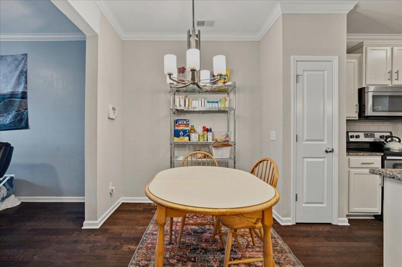104 Bennett Lane Photo 5