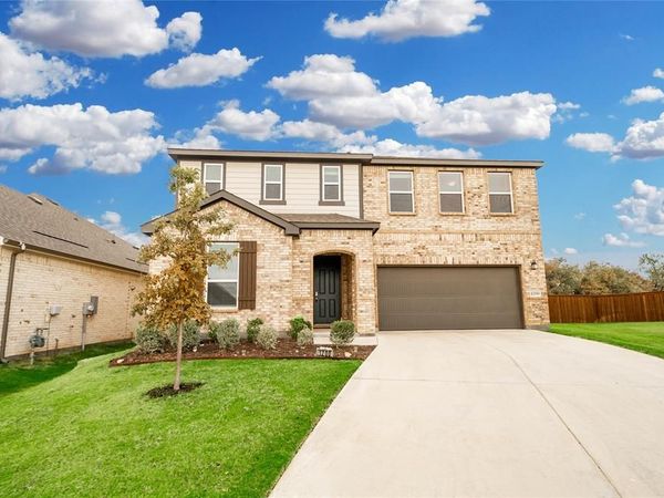 1200 Lancaster Drive, Justin, TX 76247