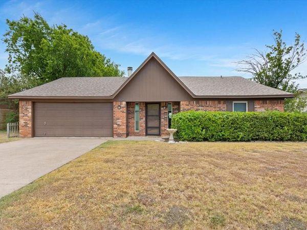 928 Vail Highlands , Hewitt, TX 76643