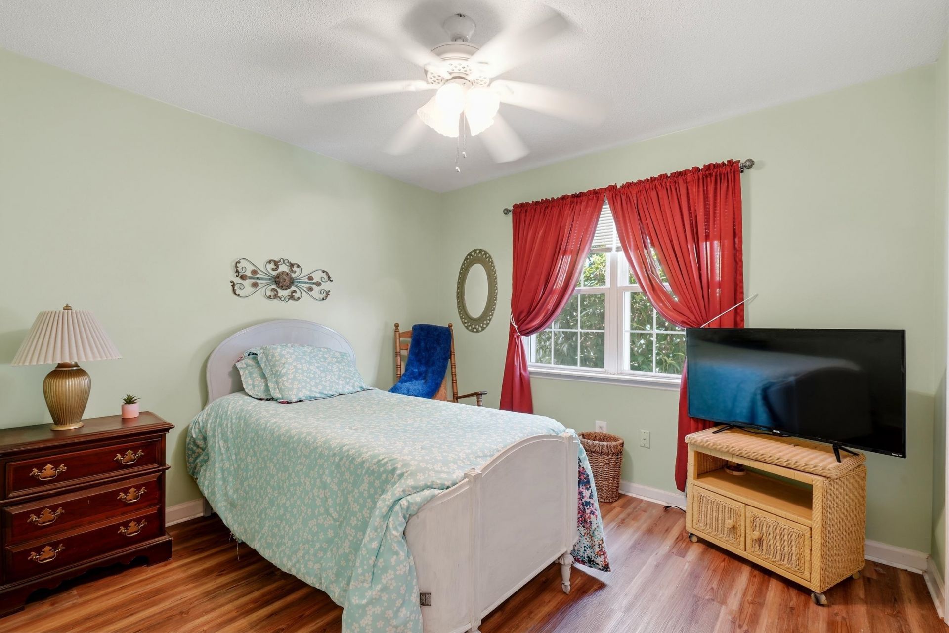6615 Cherry Laurel Dr. Photo 14