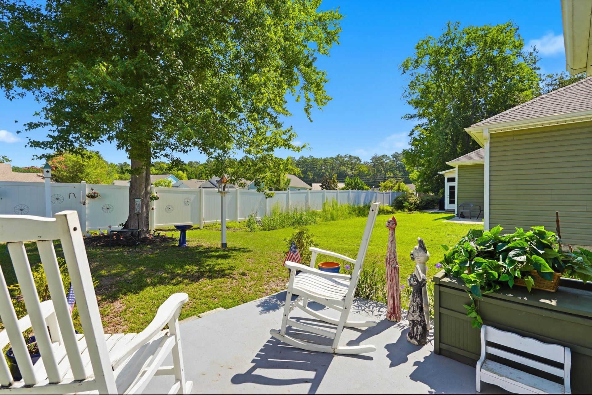 6615 Cherry Laurel Dr. Photo 20
