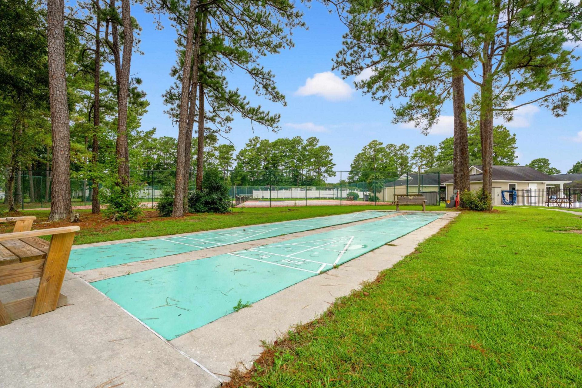 6615 Cherry Laurel Dr. Photo 22