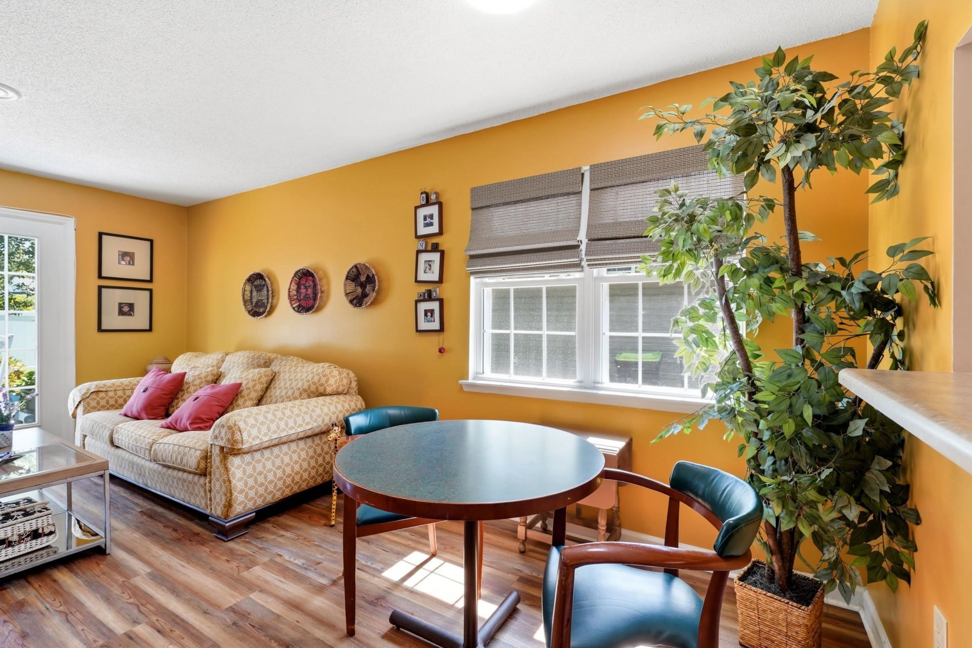 6615 Cherry Laurel Dr. Photo 8