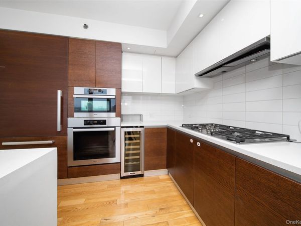39-16 Prince Street, Unit PhB, Flushing, NY 11354