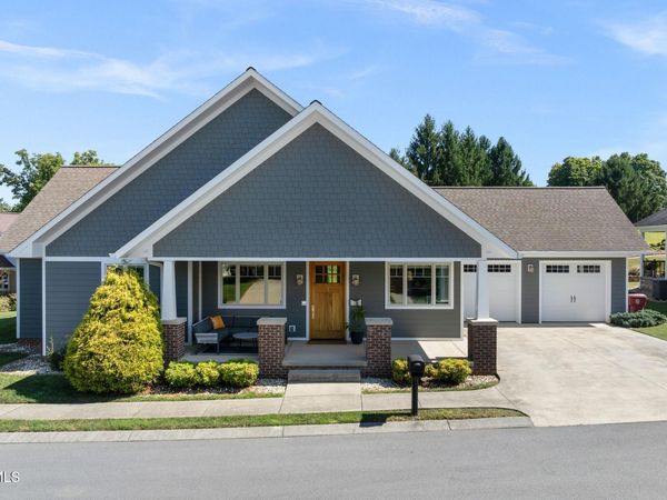 310 Princeton Gardens Drive, Johnson City, TN 37601