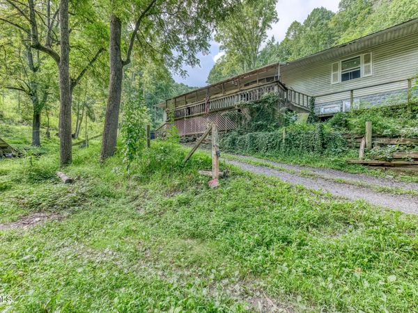 15202 Little Creek Road, Bristol, VA 24202