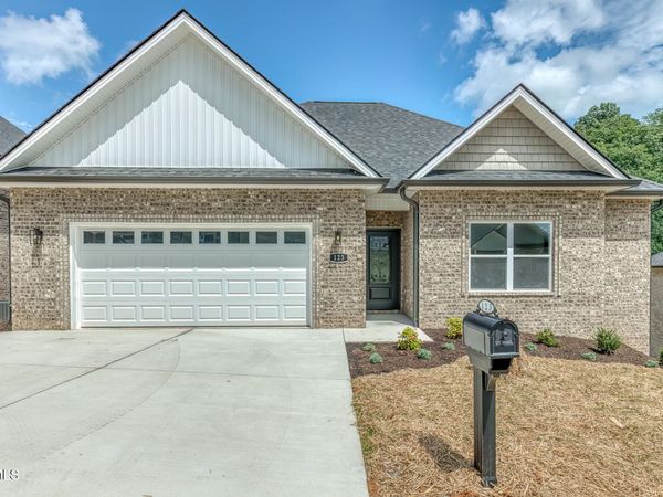 123 Quiet Stroll Lane, Johnson City, TN 37615