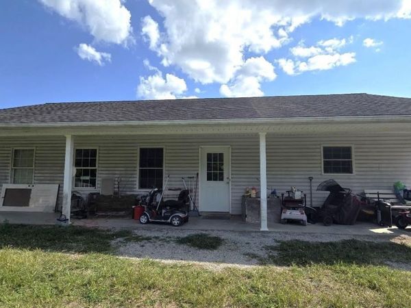 1498 E 800 S Road, Loogootee, IN 47553