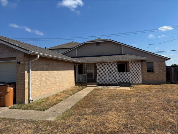 8704 Pineridge DR, Unit B, Austin, TX 78729