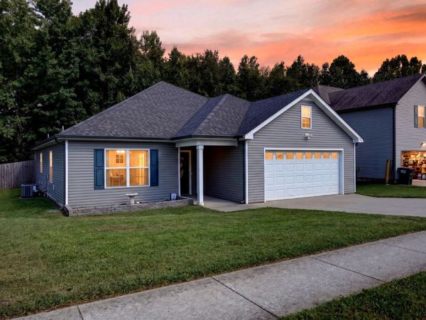 1388 Freedom Dr , Clarksville, TN 37042