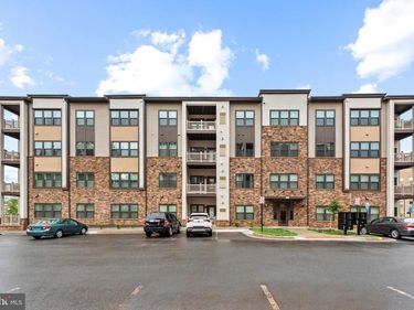 46270 MOUNT ALLEN TERRACE, Unit 300, STERLING, VA 20164