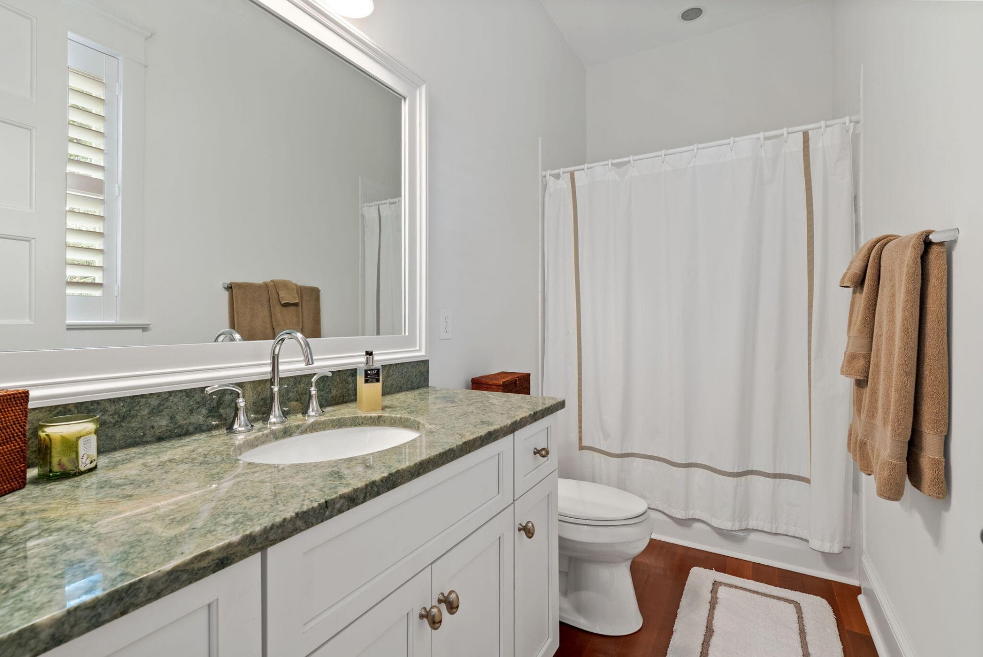 5 Airy Hall Photo 58