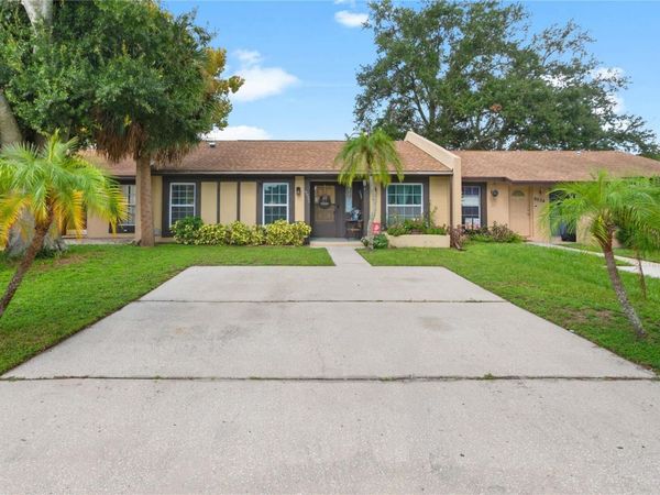 9922 87TH STREET, SEMINOLE, FL 33777