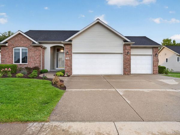 7168 Parkridge Parkway , Swartz Creek, Mi 48473