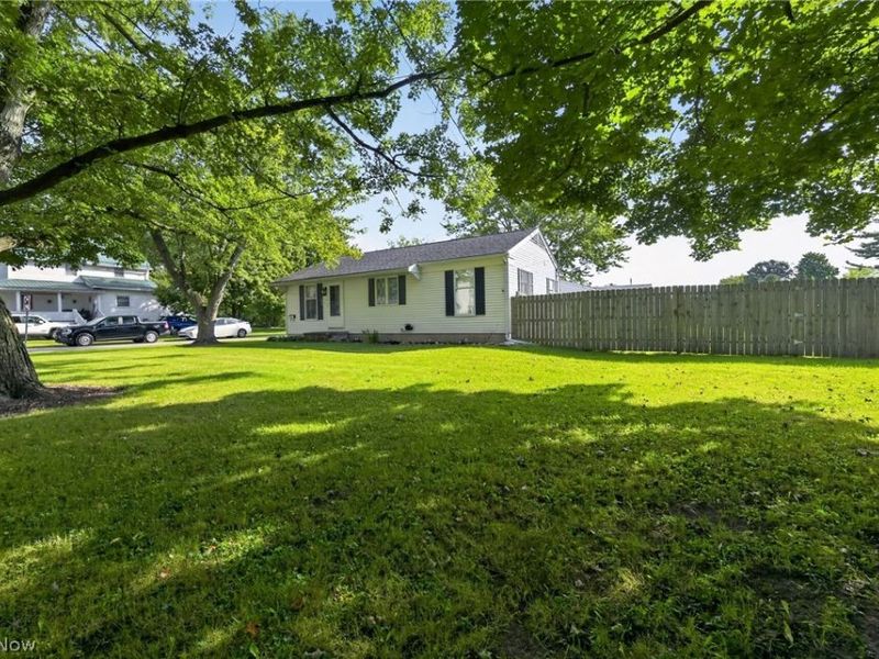 106 Howe Street , Lodi, OH 44254 Photo 2