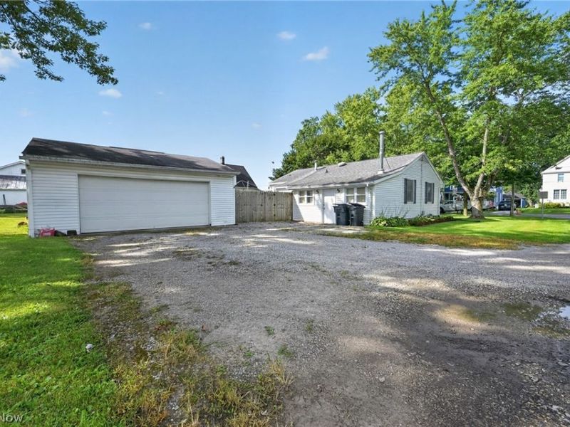 106 Howe Street , Lodi, OH 44254 Photo 4