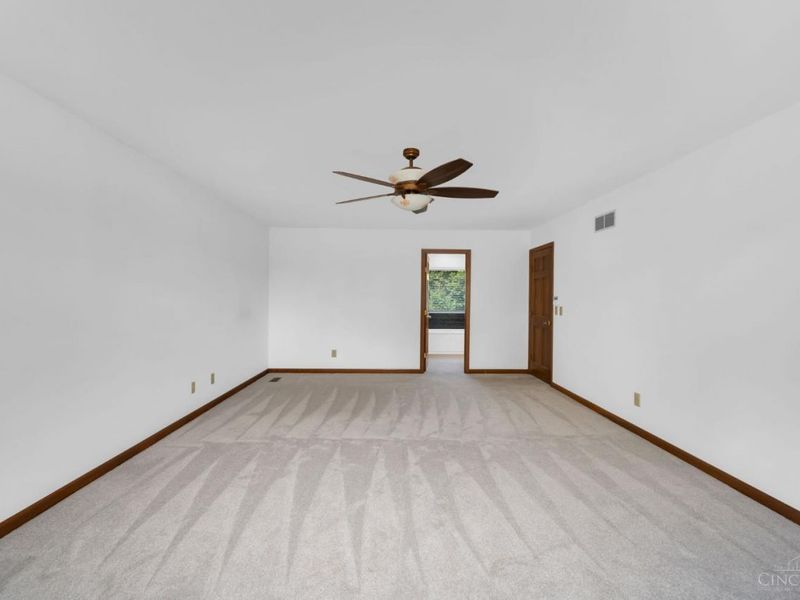 7992 Jasmine Trail, West Chester, OH 45241 Photo 38
