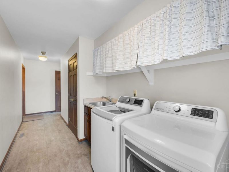 7992 Jasmine Trail, West Chester, OH 45241 Photo 61