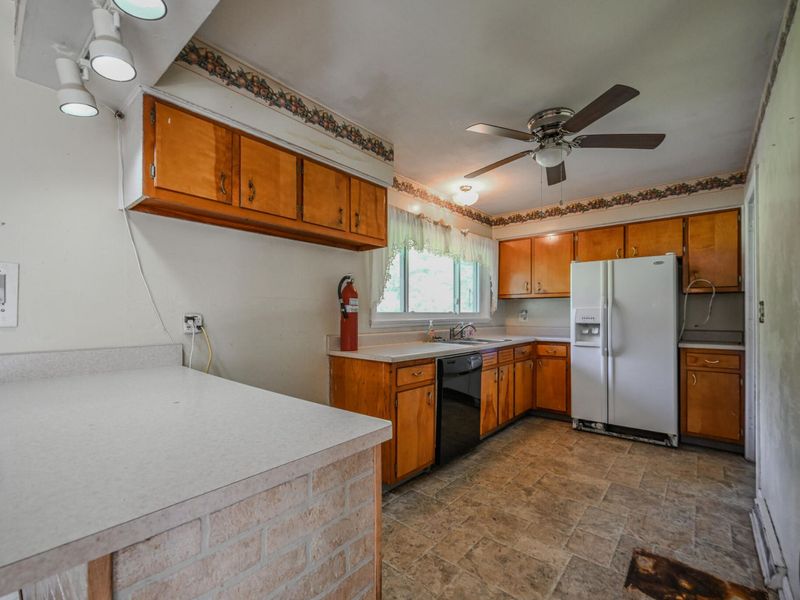 2009 E Mile Road, Springfield, OH 45503 Photo 12