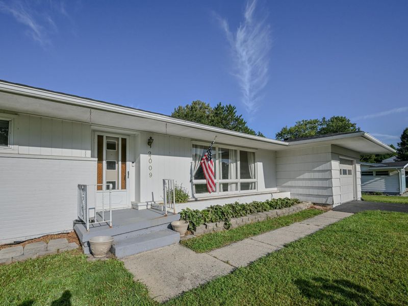2009 E Mile Road, Springfield, OH 45503 Photo 3