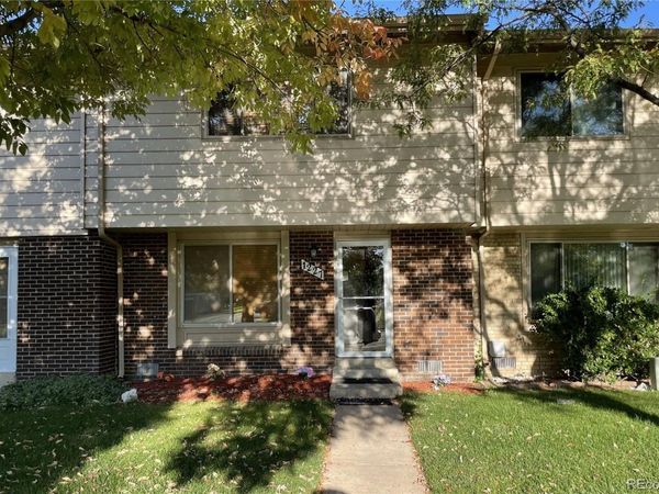1227 S Uvalda Street , Aurora, CO 80012